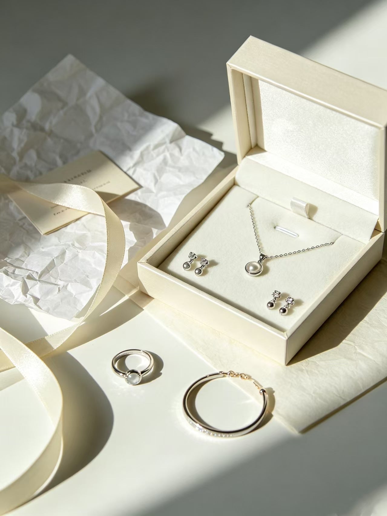 Treat Yourself or Surprise Your Bestie: Why Jewelry Mystery Boxes Are Perfect Gifts | 10% OFF for First Order
